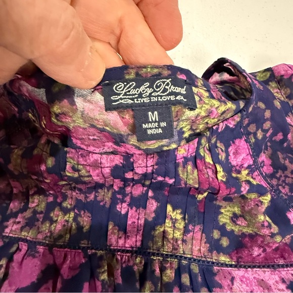 Lucky Brand Flutter Sleeve Top Floral Purple/Navy Pin Tuck Peplum Women’s Size M - Picture 9 of 10